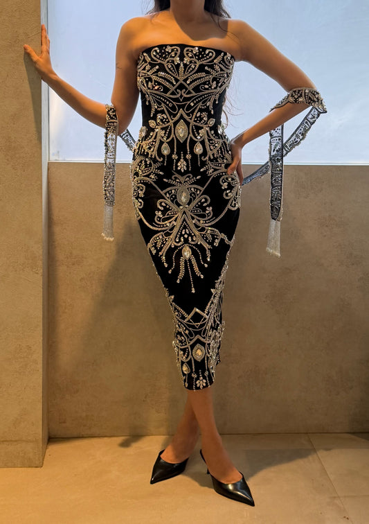 82hrs Black Crystal Skirt